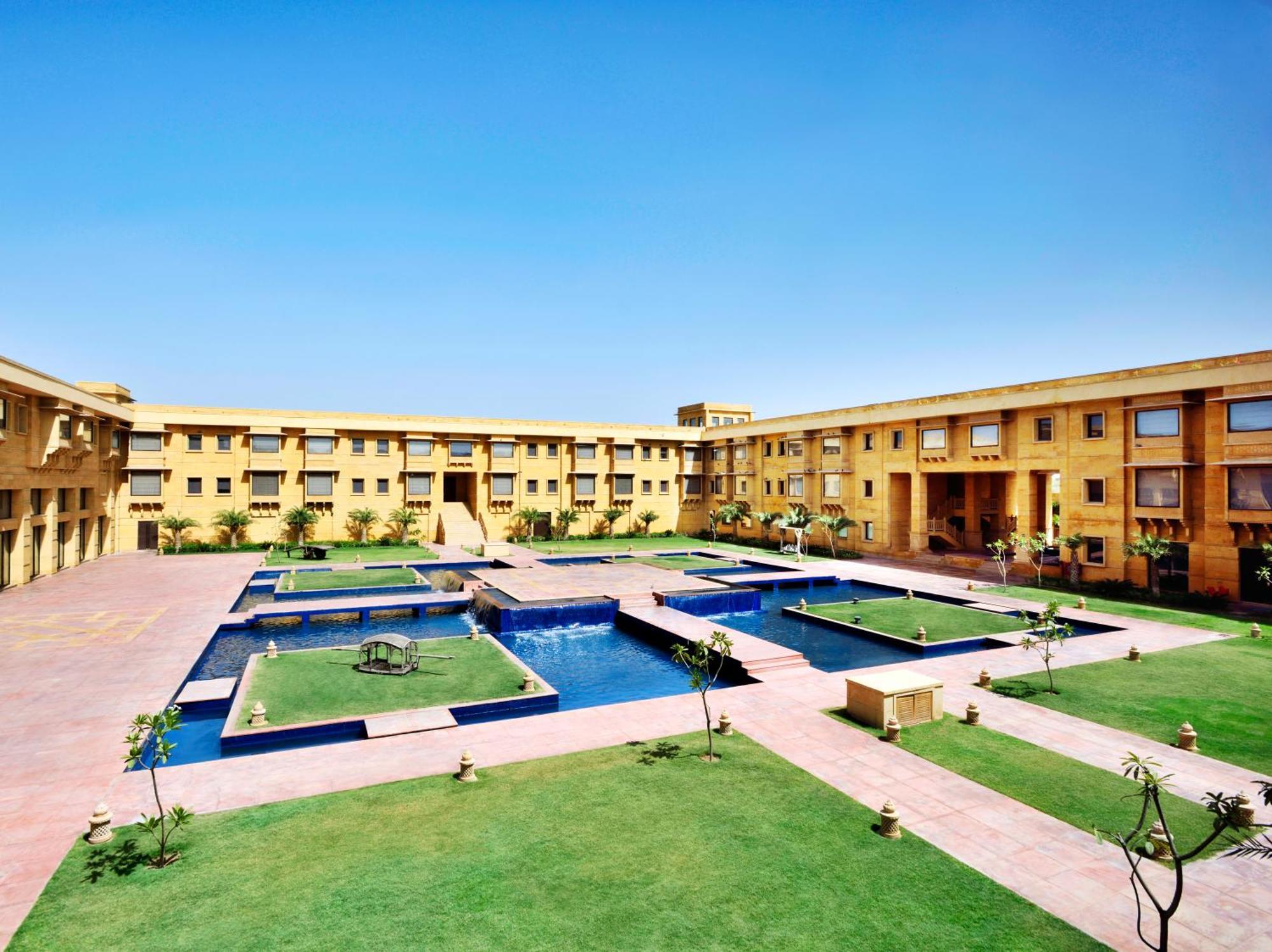 होटल Marriott &