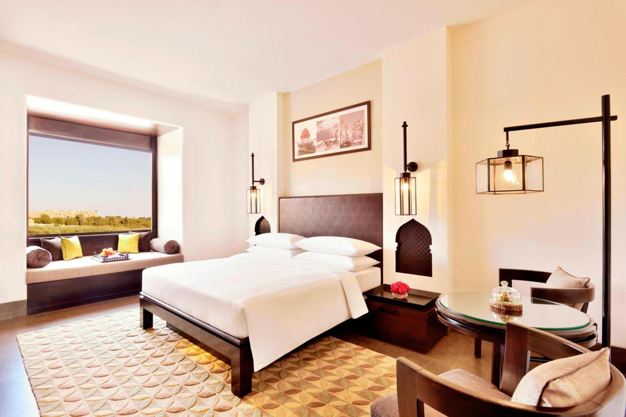 Marriott & 5*